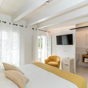 M - 27 Hotel